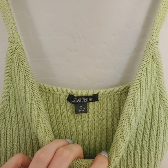 NWT- WILD FABLE Crop Top size XS Sage Green - Picture 2 of 3
